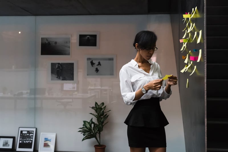 Businesswoman-Brainstorming-manifestation-methods