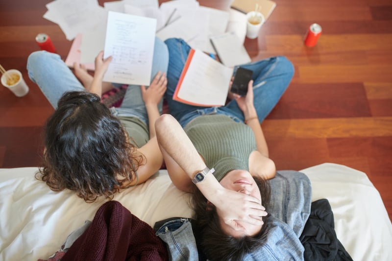Tired-Students-With-Studies-At-Home-overworked-symptoms
