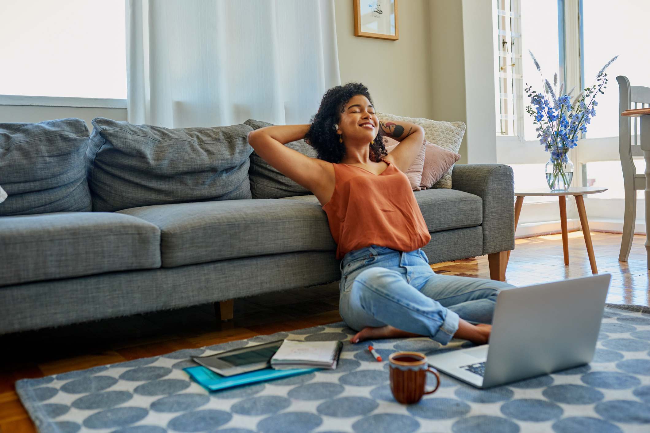 Woman-Enjoying-a-healthy-and-happy-mindfulness-activities