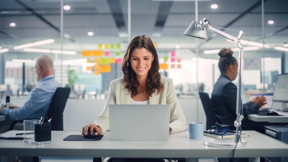businesswoman-working-at-her-desk-self-awareness-in-leadership