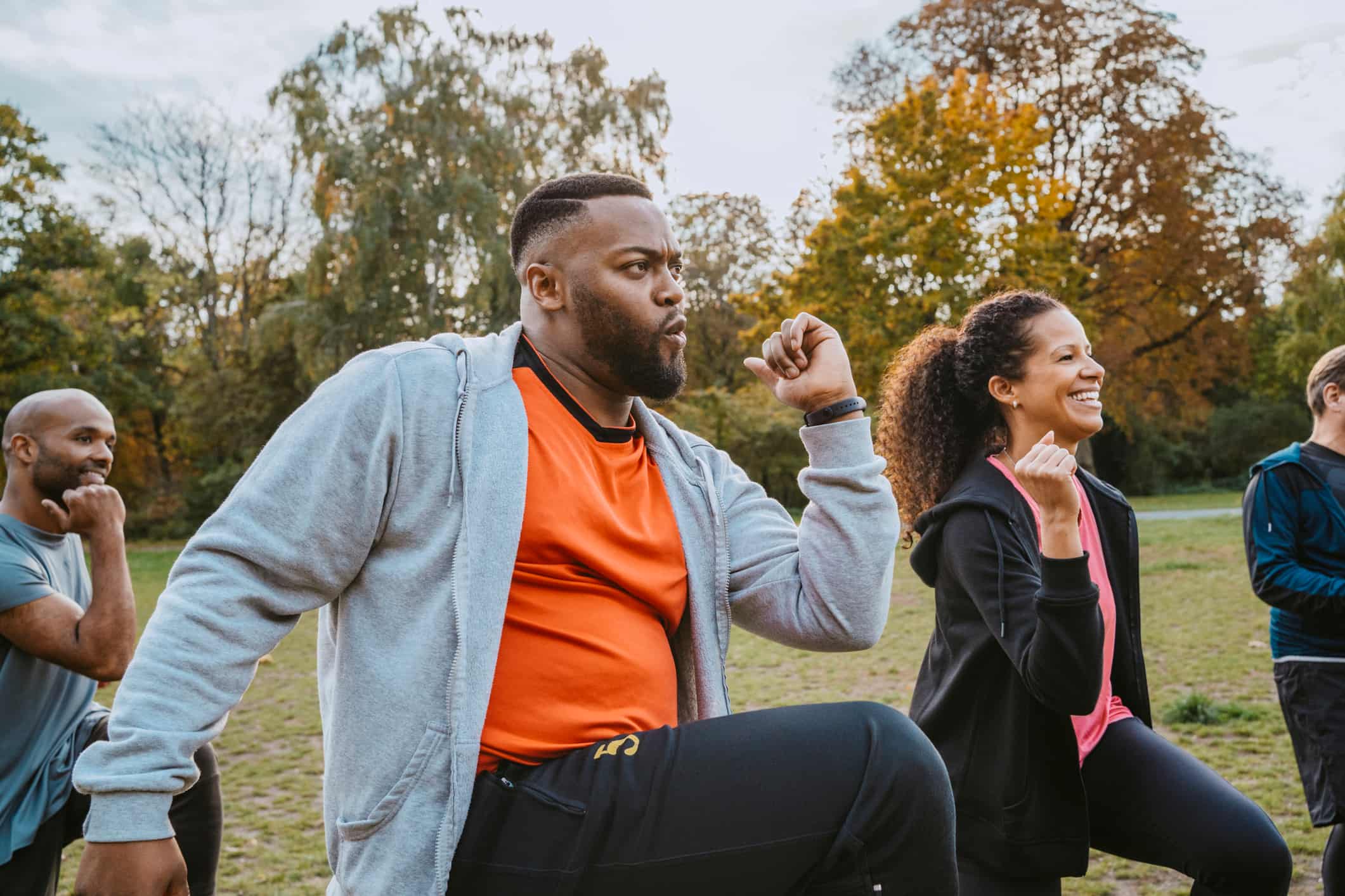 friends-exercising-outdoors-does-exercise-help-with-anxiety
