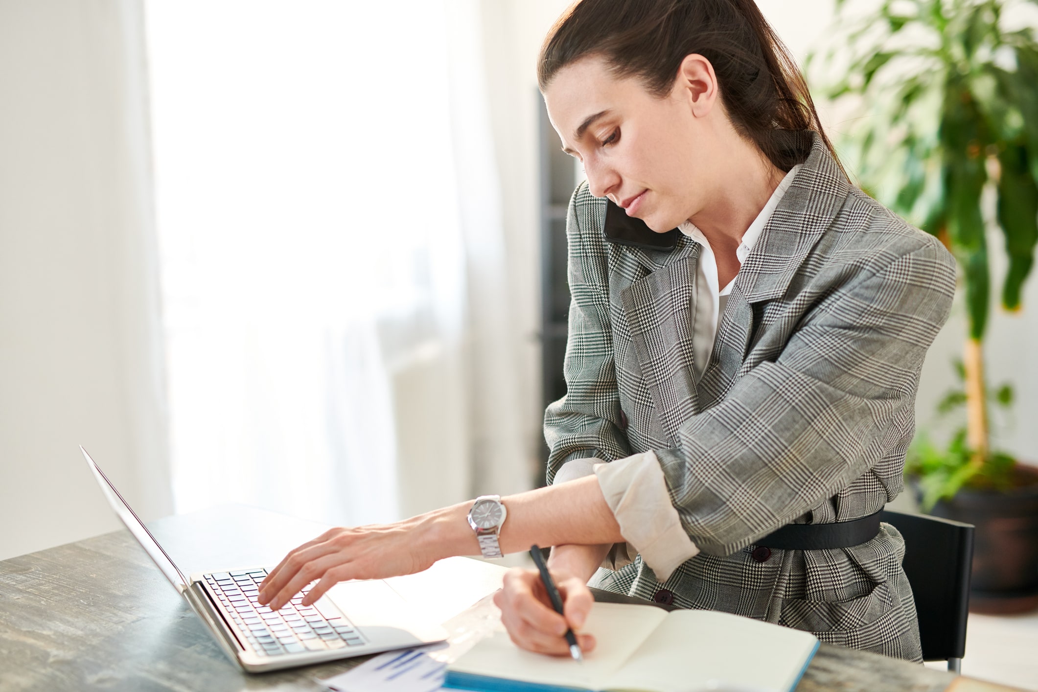 office-work-difficulty-concentrating