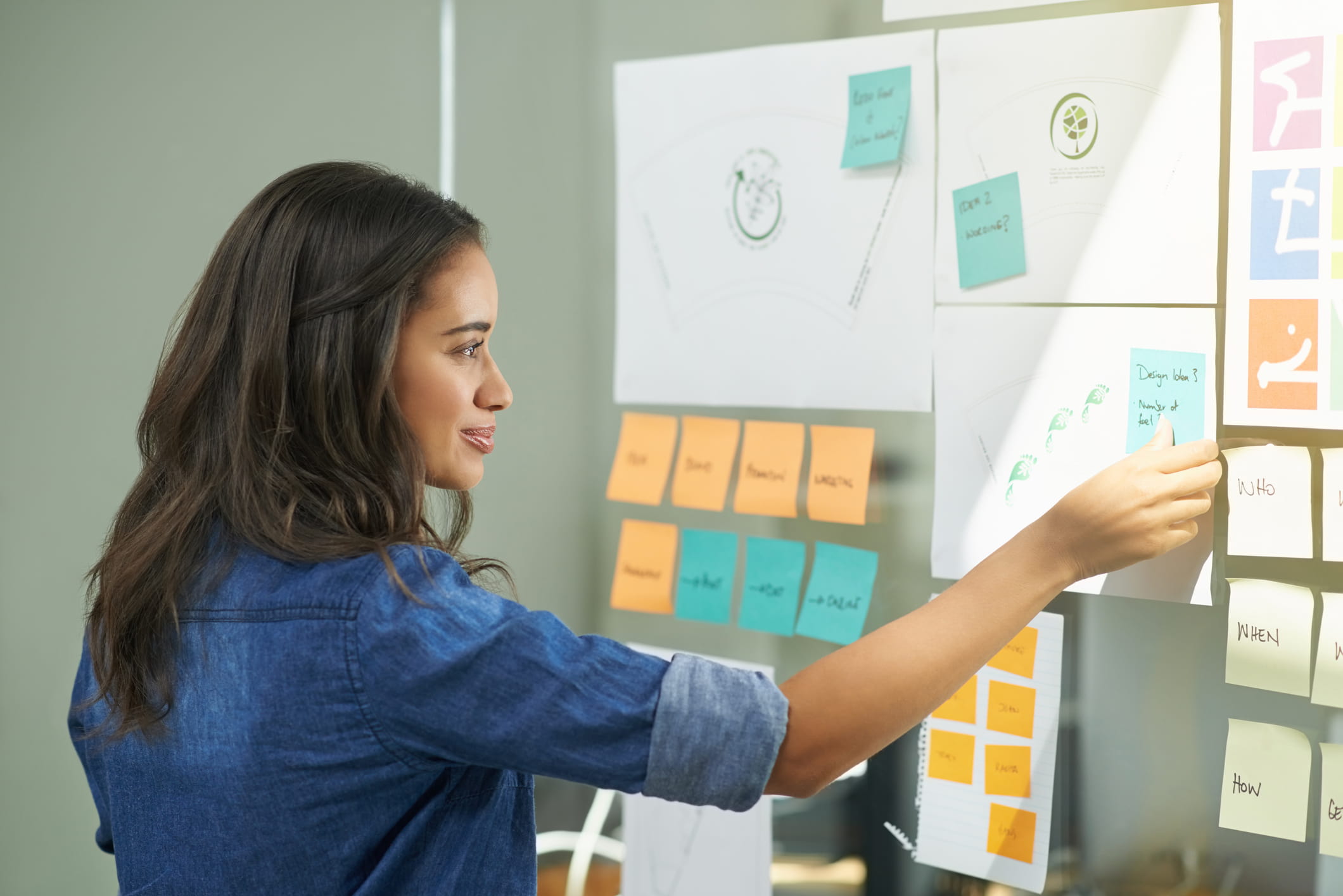 woman-setting-goals-air-mindfulness-skills